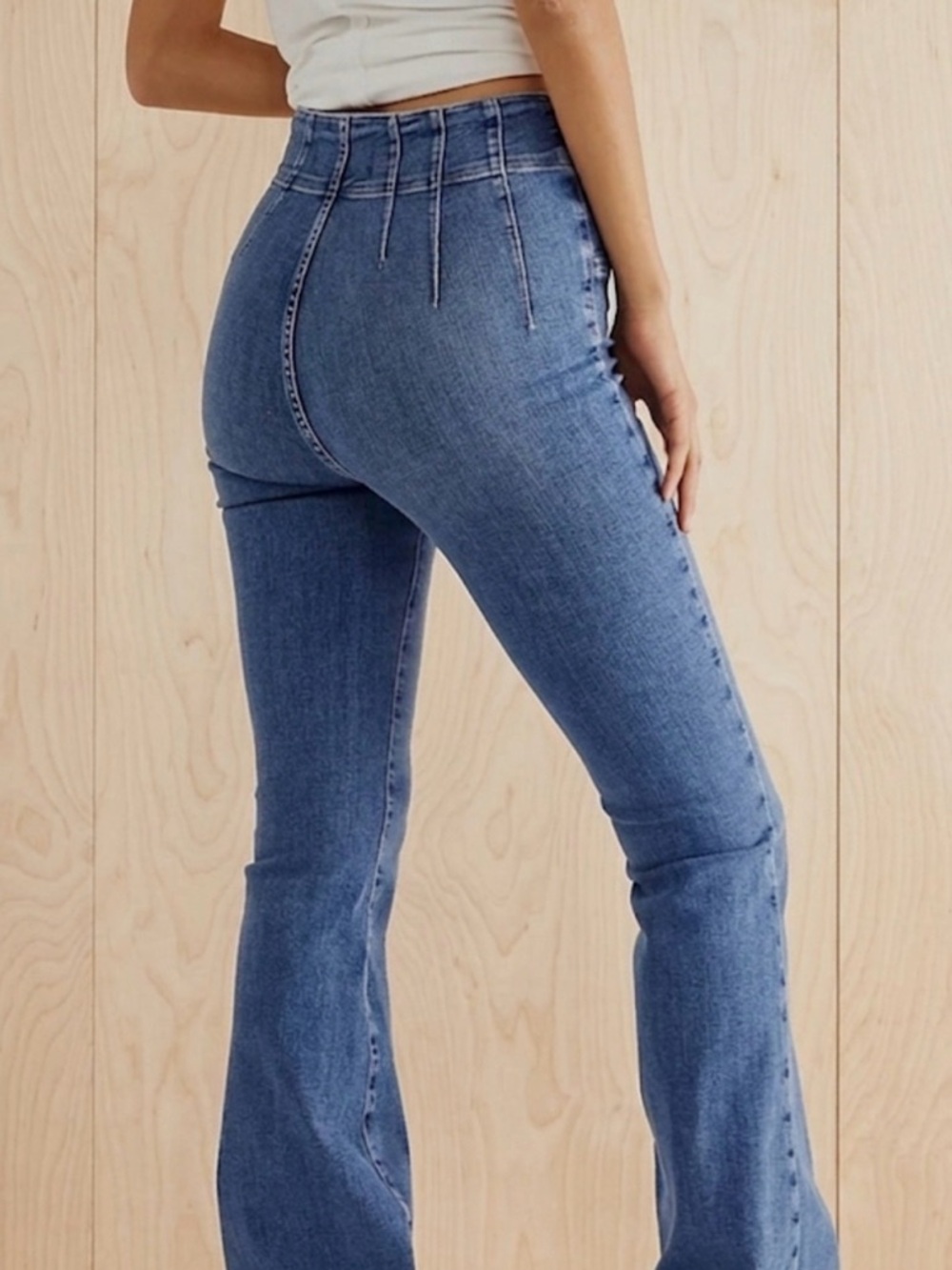 Free People - Jayde High-Waist Blue Flared Jeans - Picture 3 of 9